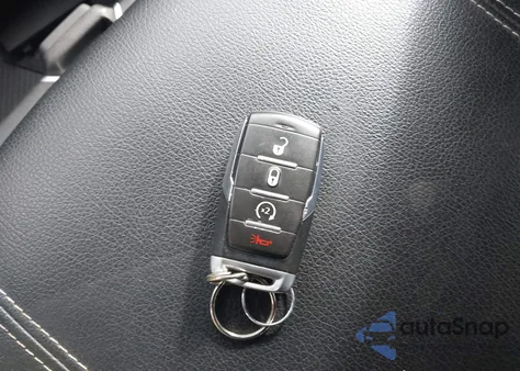 2021 Ram 1500 Big Horn 4X4 5'7 Box from USA, damaged, VIN 1C6SRFFTXMN736236